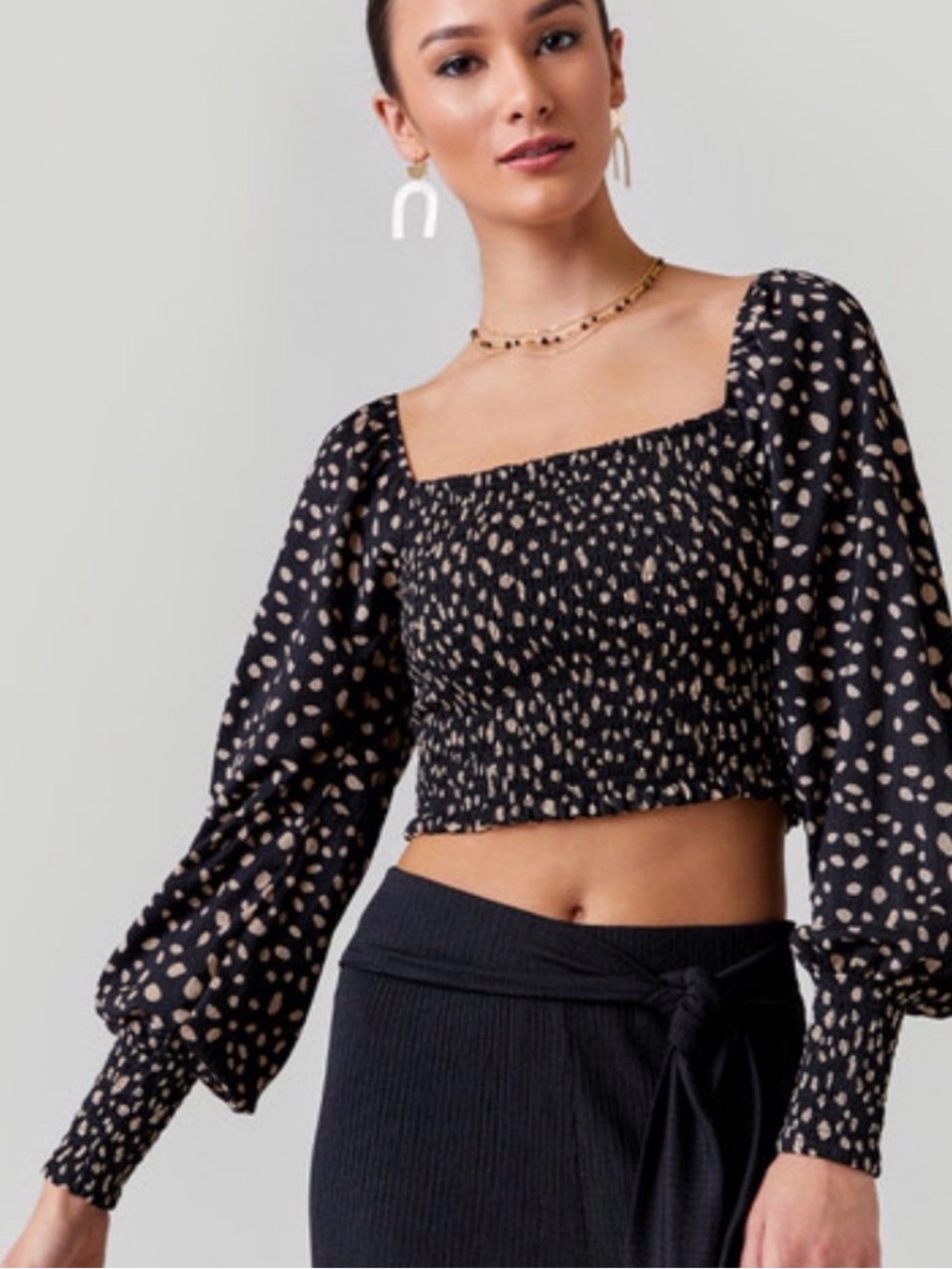 Mi Ami Black Cream Spotted Dot Smocked Long Puff Sleeve Crop Top Peasant Size S